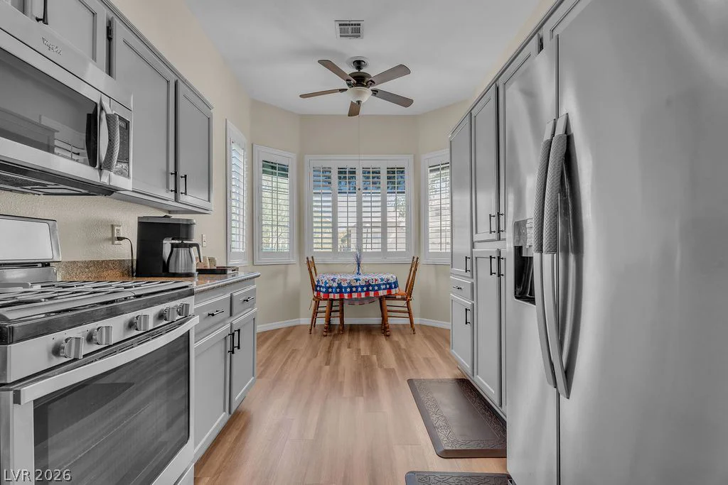 369 Cascade Mist, Las Vegas, NV 89123