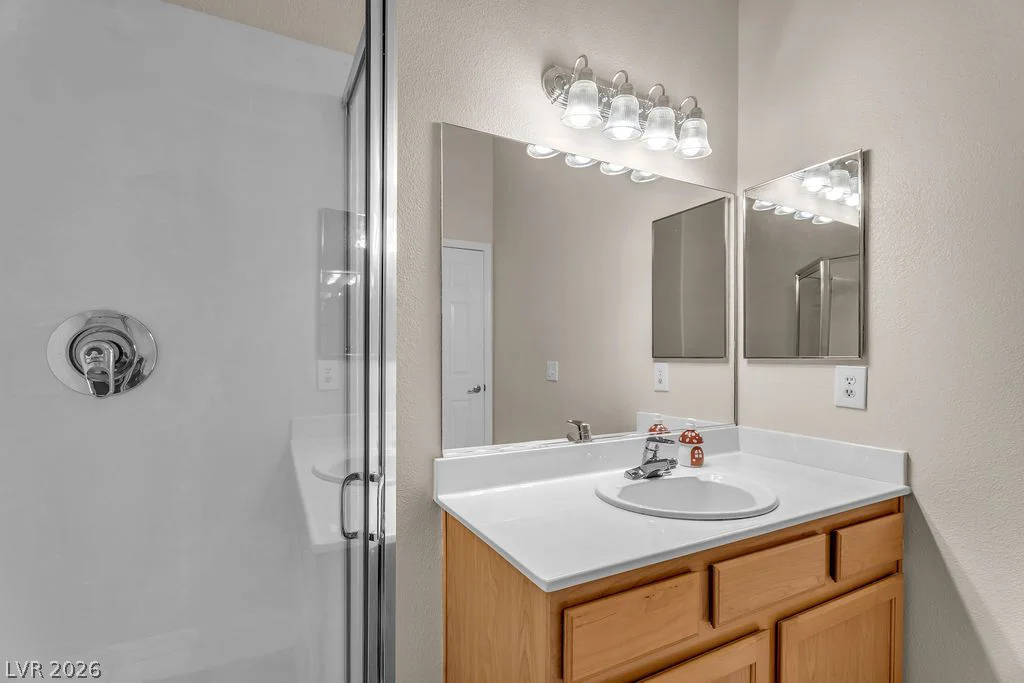 369 Cascade Mist, Las Vegas, NV 89123