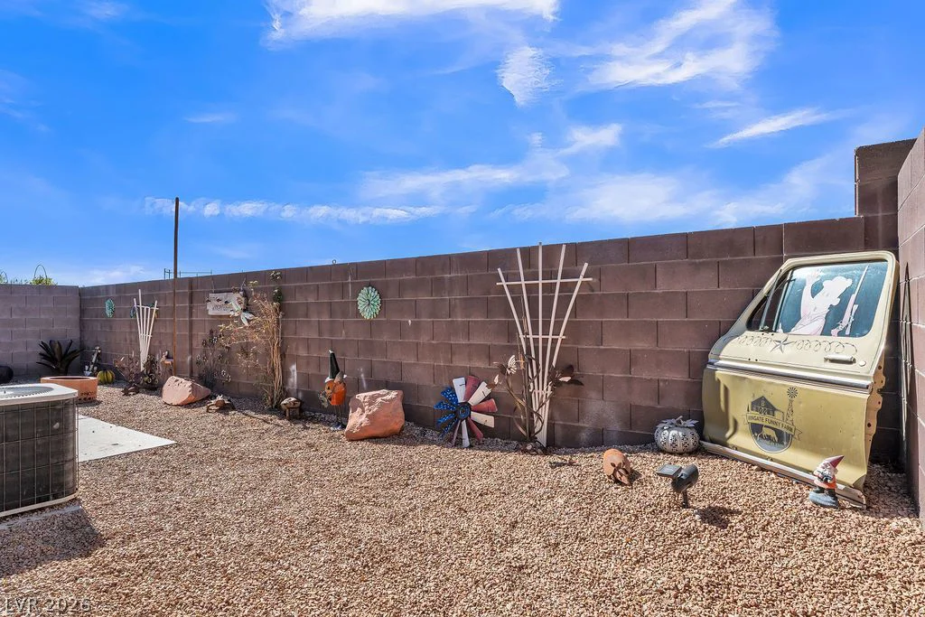 369 Cascade Mist, Las Vegas, NV 89123
