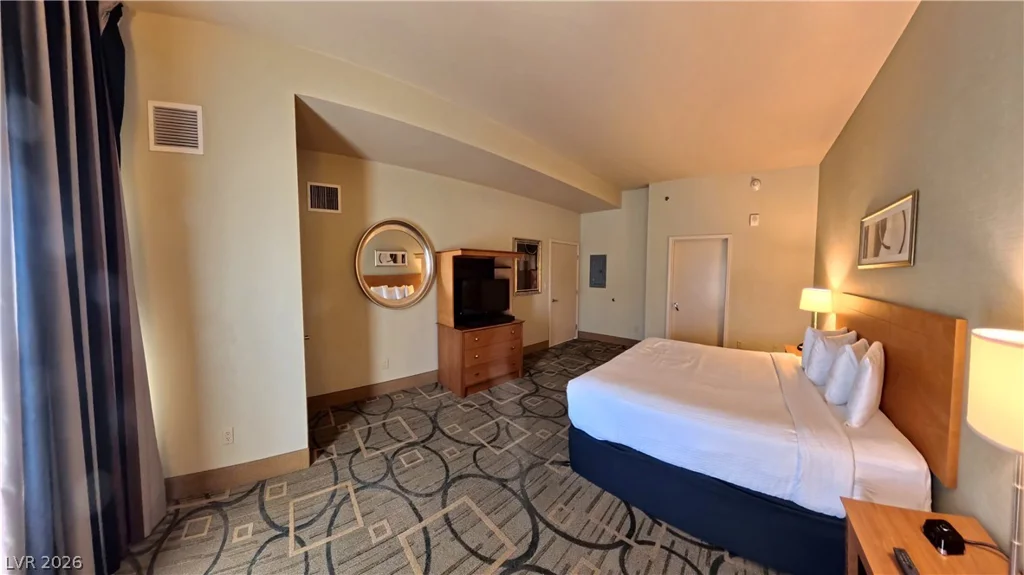 211 Flamingo, Las Vegas, NV 89169