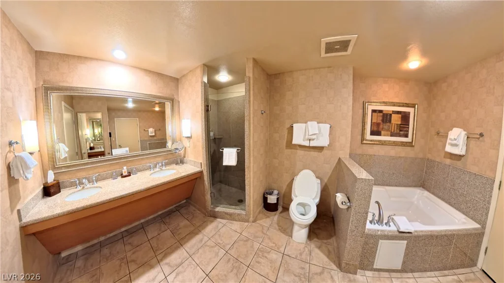 211 Flamingo, Las Vegas, NV 89169