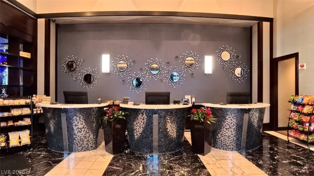 211 Flamingo, Las Vegas, NV 89169