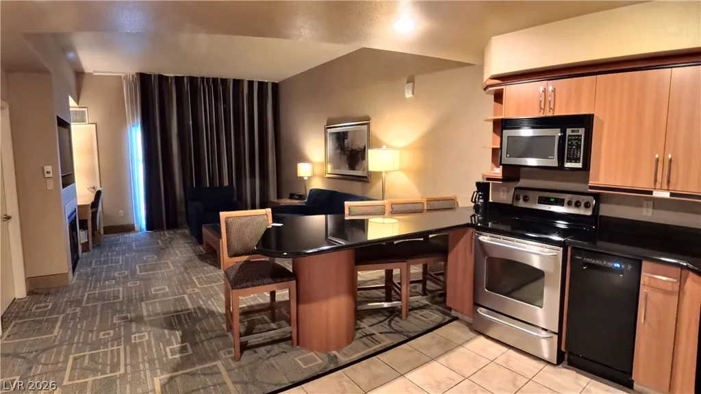 211 Flamingo, Las Vegas, NV 89169
