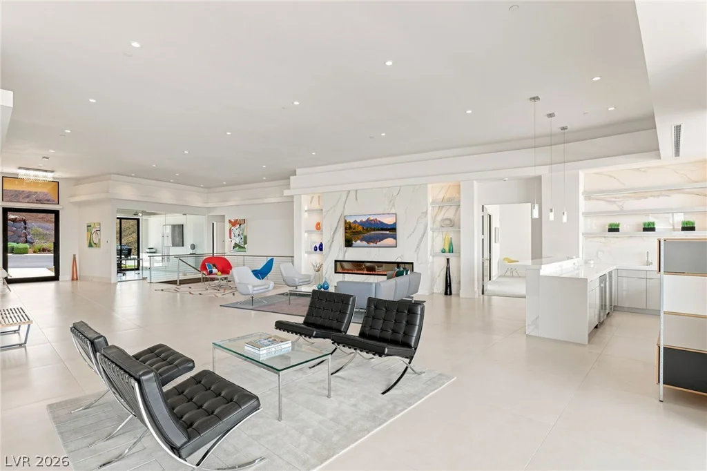 677 Overlook Rim, Henderson, NV 89012