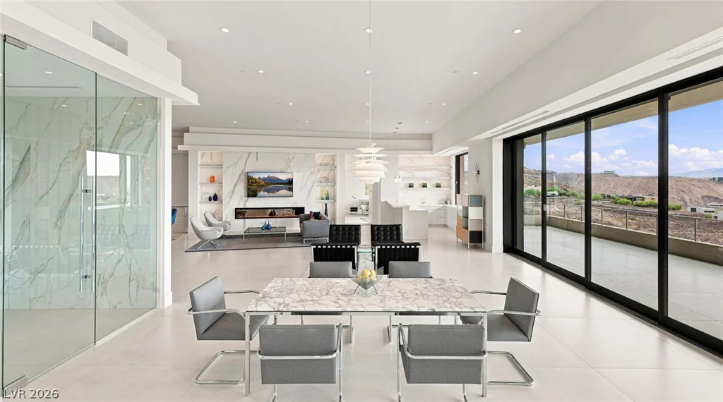 677 Overlook Rim, Henderson, NV 89012