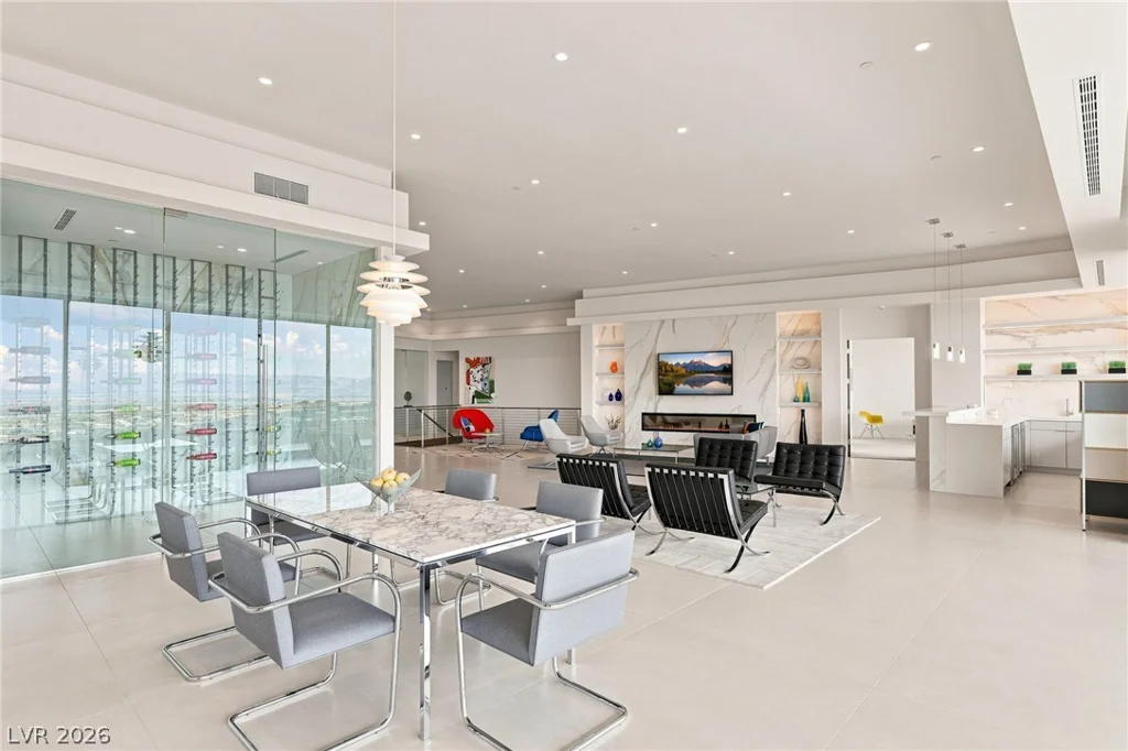 677 Overlook Rim, Henderson, NV 89012