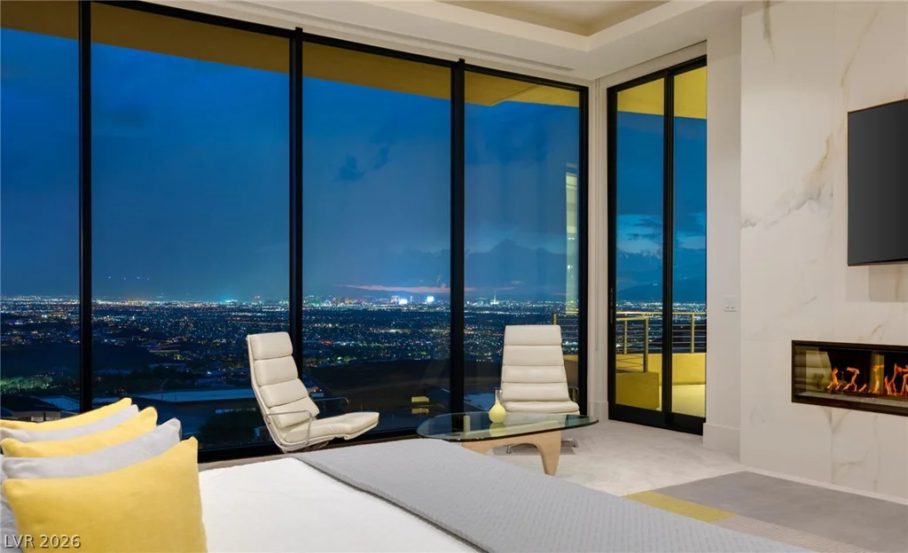 677 Overlook Rim, Henderson, NV 89012