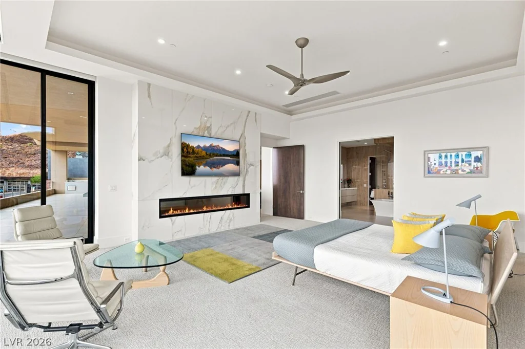 677 Overlook Rim, Henderson, NV 89012