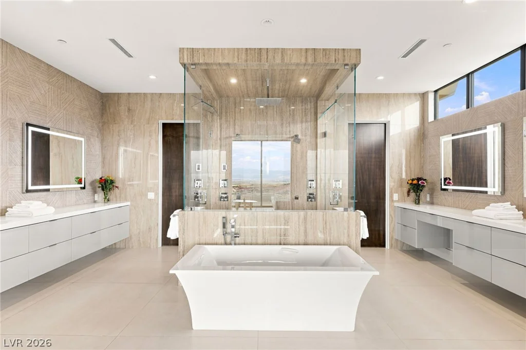 677 Overlook Rim, Henderson, NV 89012