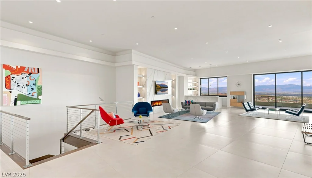 677 Overlook Rim, Henderson, NV 89012