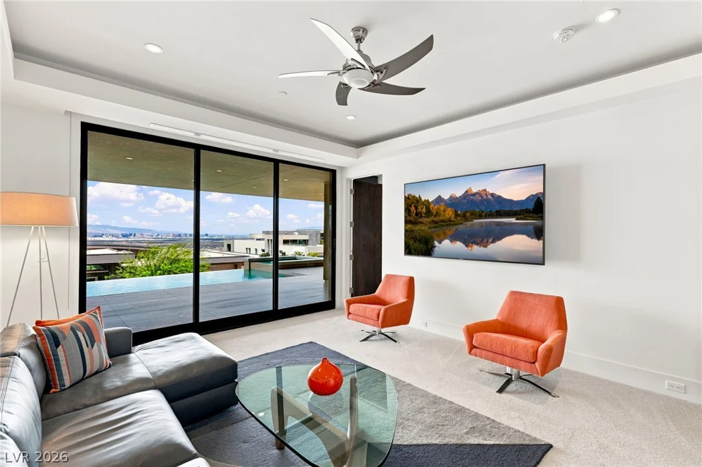 677 Overlook Rim, Henderson, NV 89012