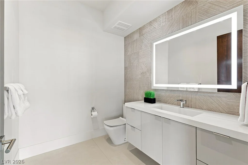 677 Overlook Rim, Henderson, NV 89012