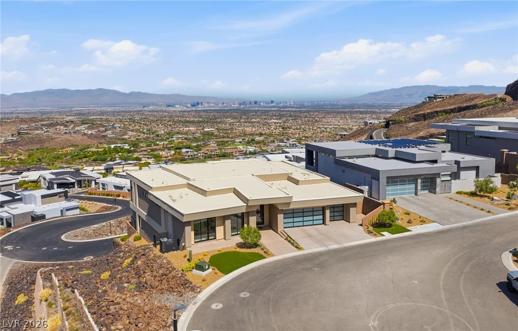 677 Overlook Rim, Henderson, NV 89012