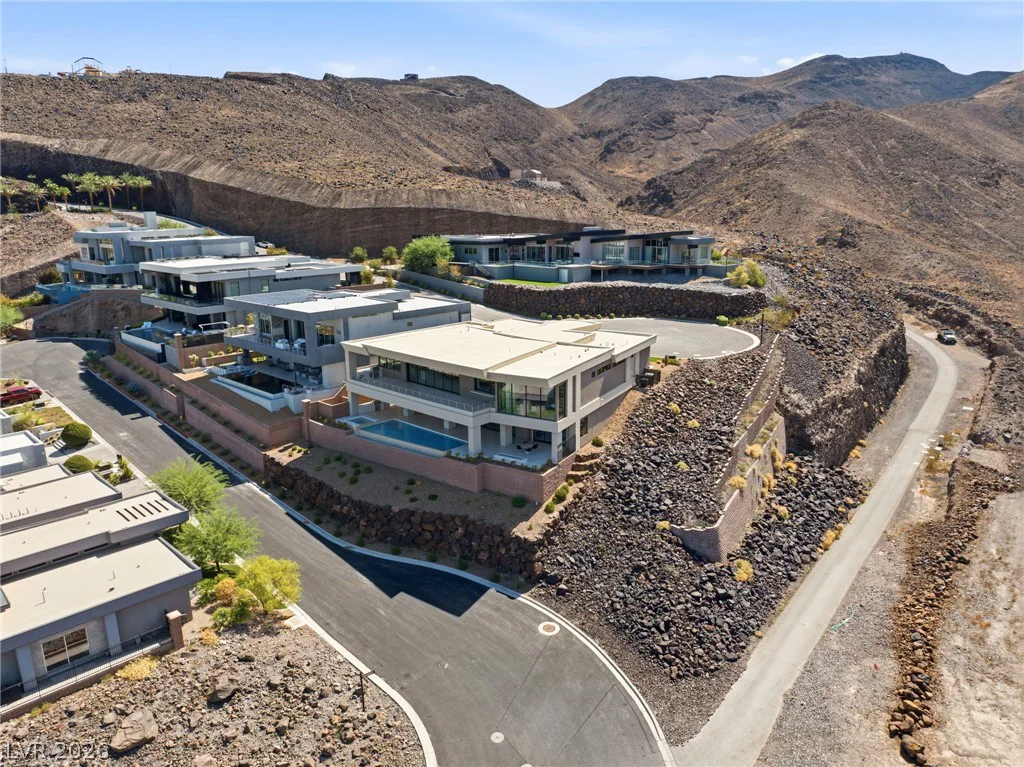 677 Overlook Rim, Henderson, NV 89012