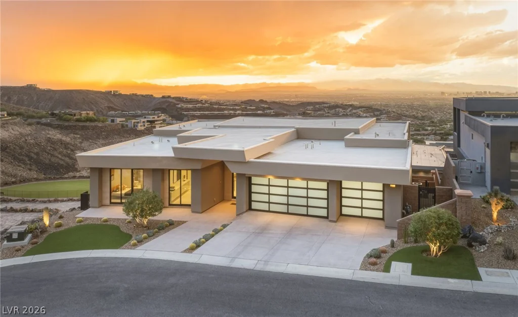 677 Overlook Rim, Henderson, NV 89012