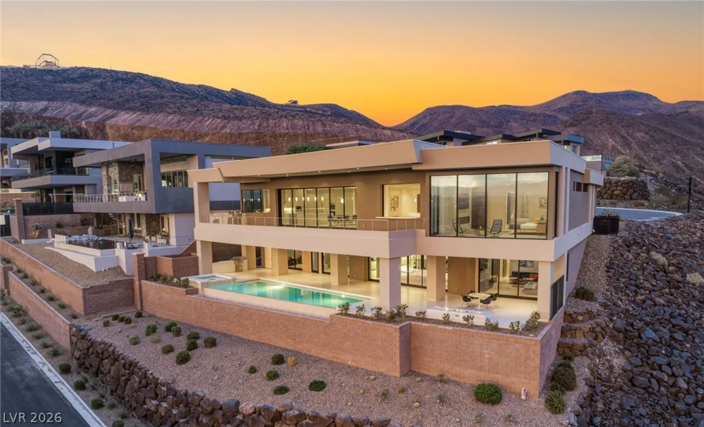 677 Overlook Rim, Henderson, NV 89012