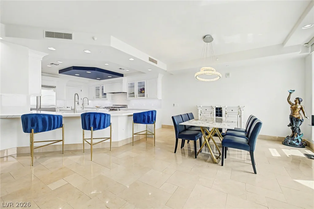 9101 Alta, Las Vegas, NV 89145