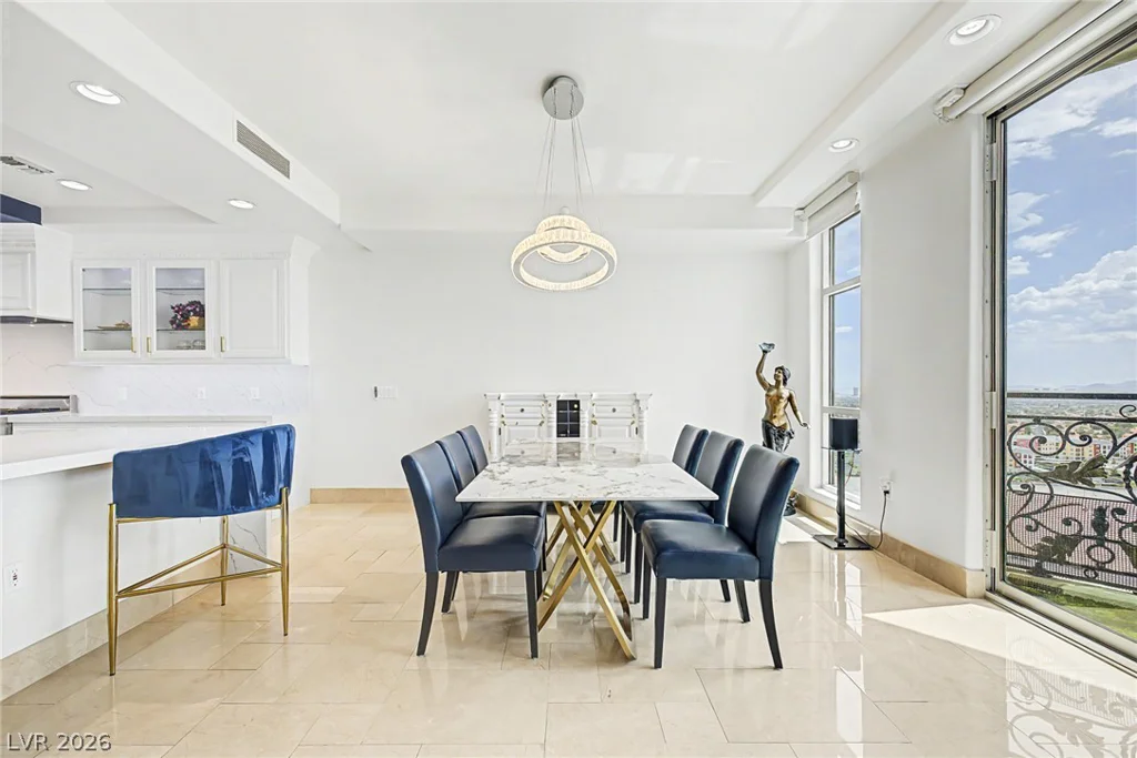 9101 Alta, Las Vegas, NV 89145