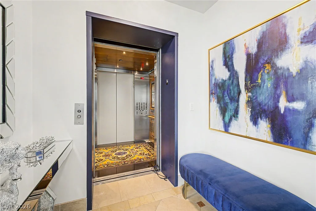 9101 Alta, Las Vegas, NV 89145
