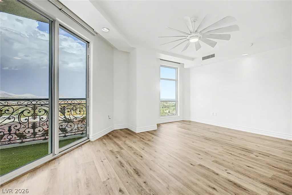 9101 Alta, Las Vegas, NV 89145