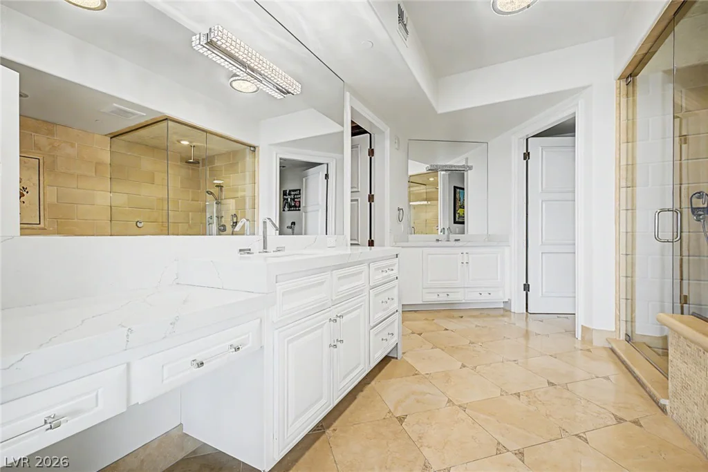 9101 Alta, Las Vegas, NV 89145