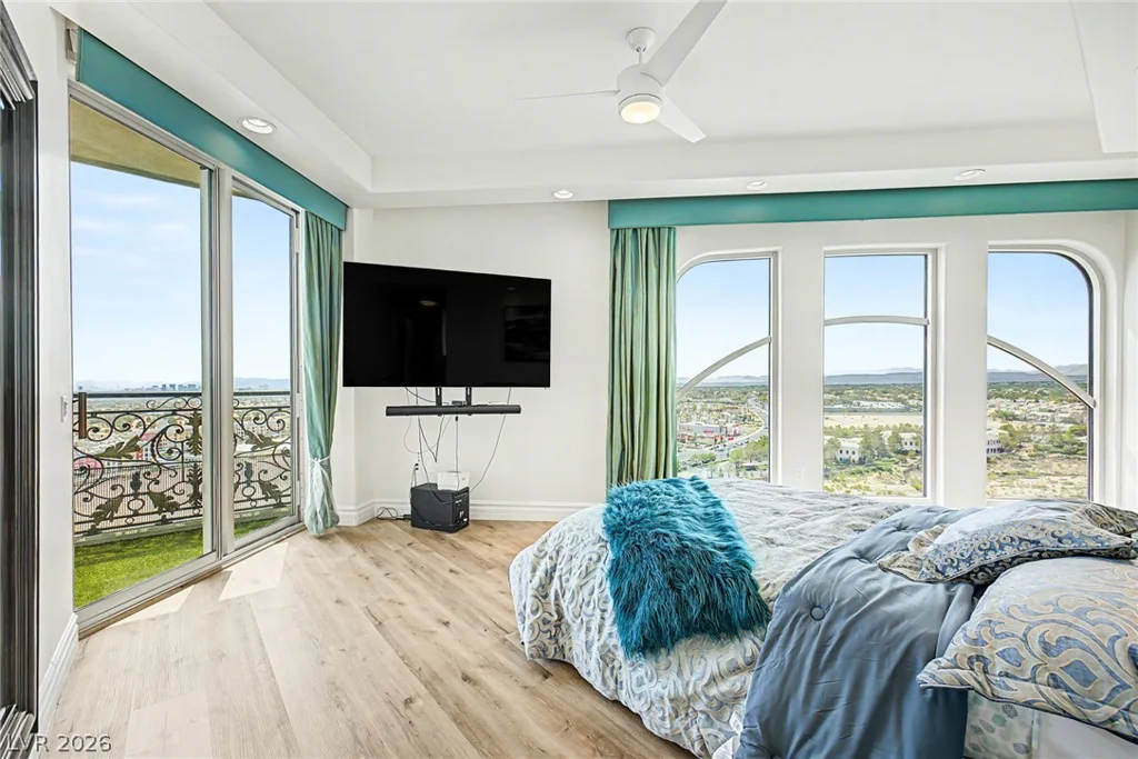 9101 Alta, Las Vegas, NV 89145