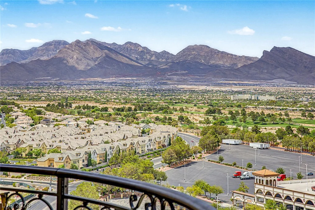 9101 Alta, Las Vegas, NV 89145