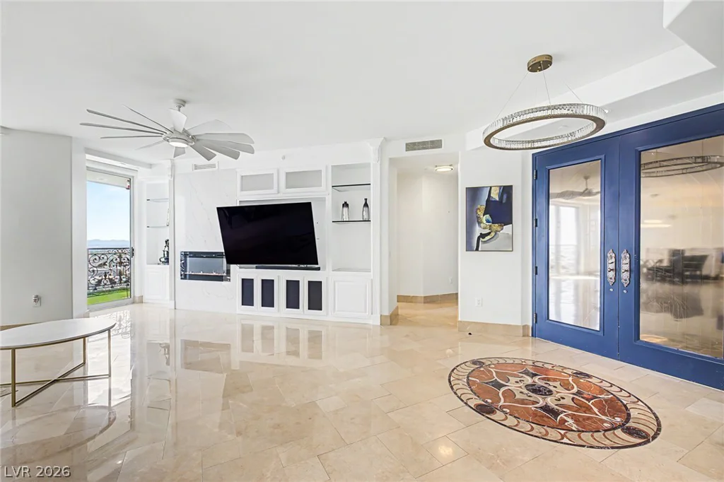 9101 Alta, Las Vegas, NV 89145