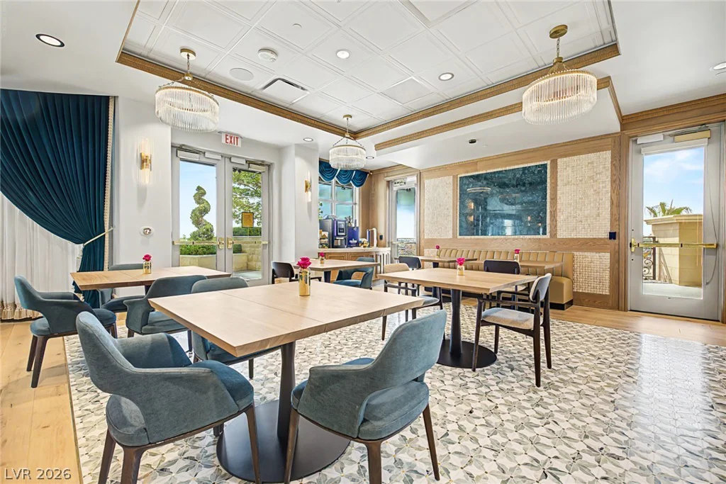 9101 Alta, Las Vegas, NV 89145