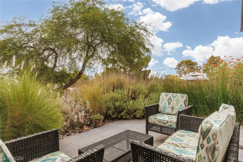 5285 Chieftain, Las Vegas, NV 89149