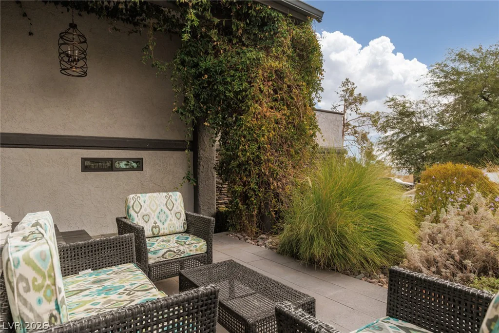5285 Chieftain, Las Vegas, NV 89149