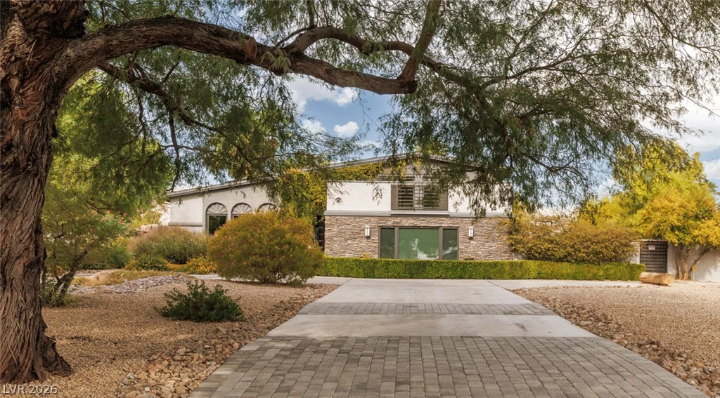 5285 Chieftain, Las Vegas, NV 89149