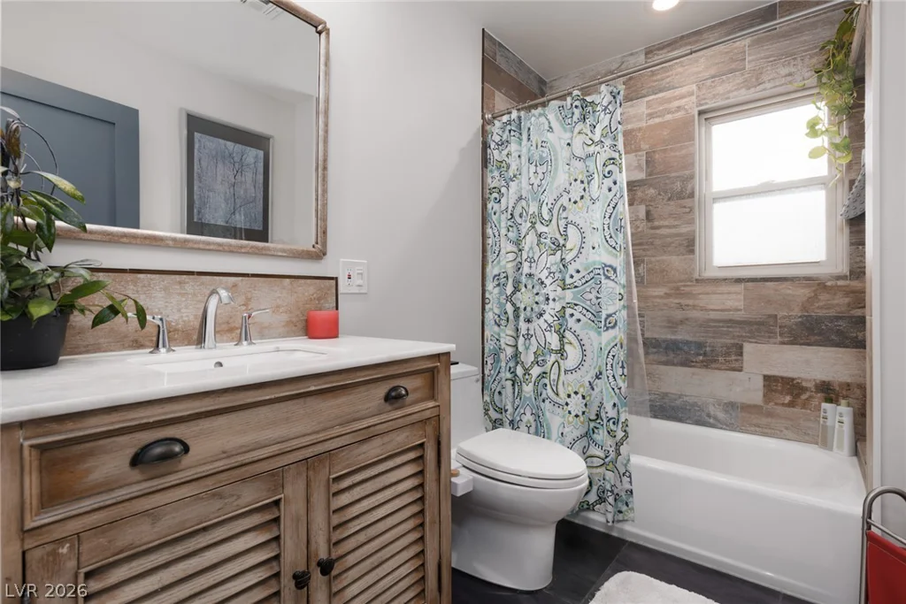 5285 Chieftain, Las Vegas, NV 89149