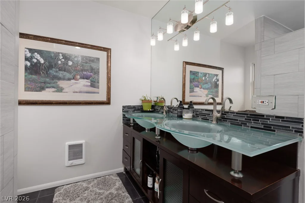 5285 Chieftain, Las Vegas, NV 89149