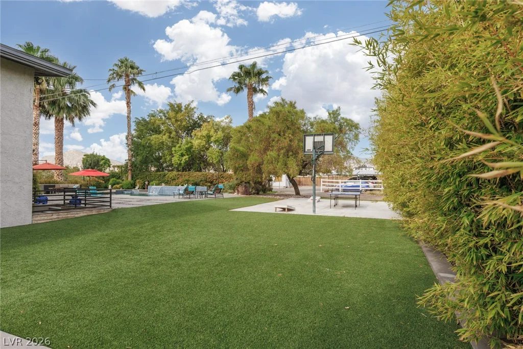 5285 Chieftain, Las Vegas, NV 89149