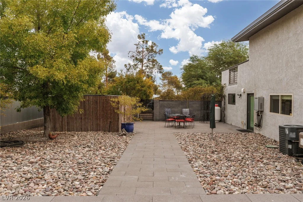 5285 Chieftain, Las Vegas, NV 89149