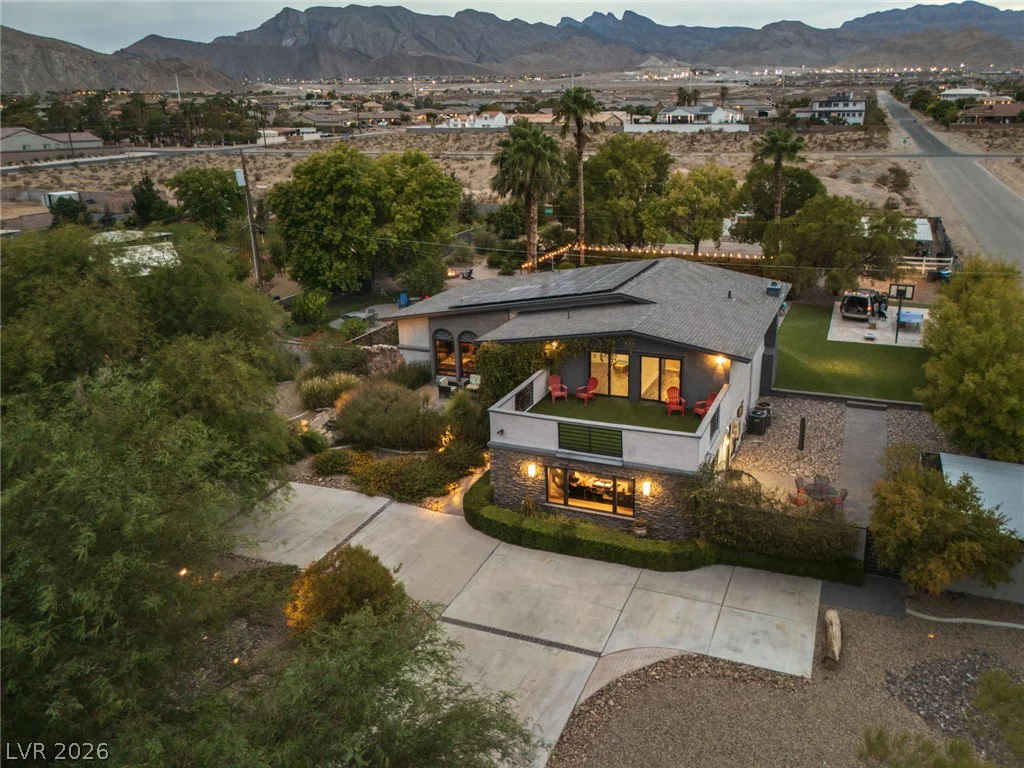 5285 Chieftain, Las Vegas, NV 89149