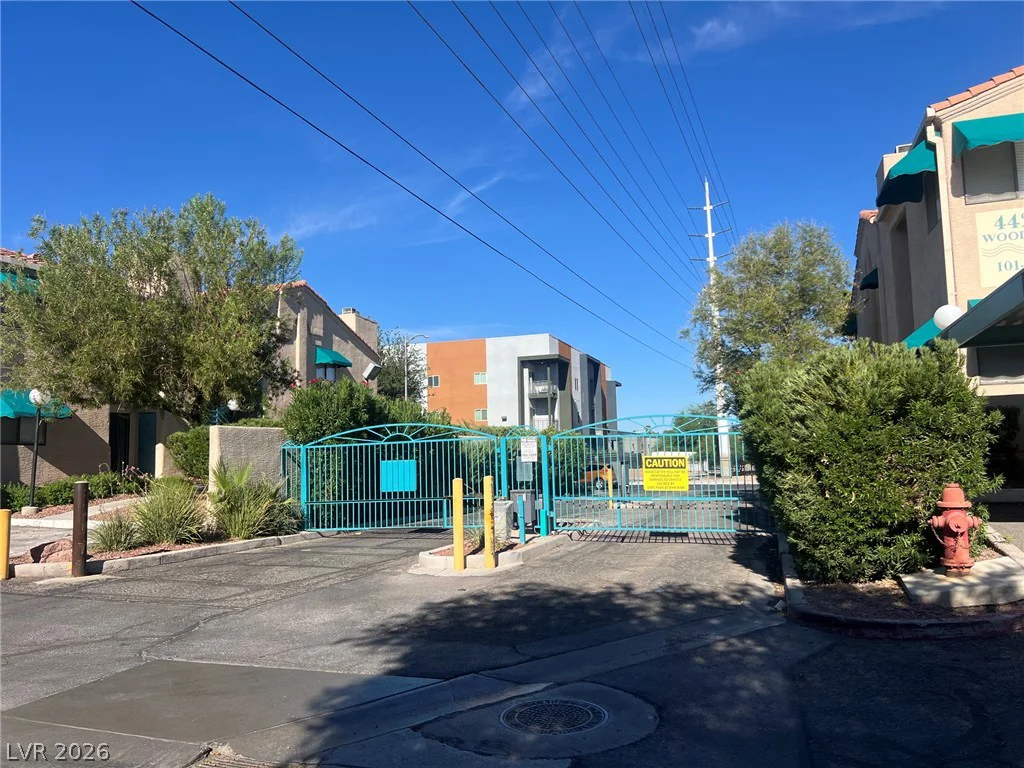 4425 Woodpine, Las Vegas, NV 89119