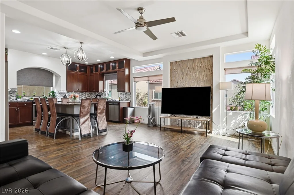 6414 Jackson Spring, Las Vegas, NV 89118