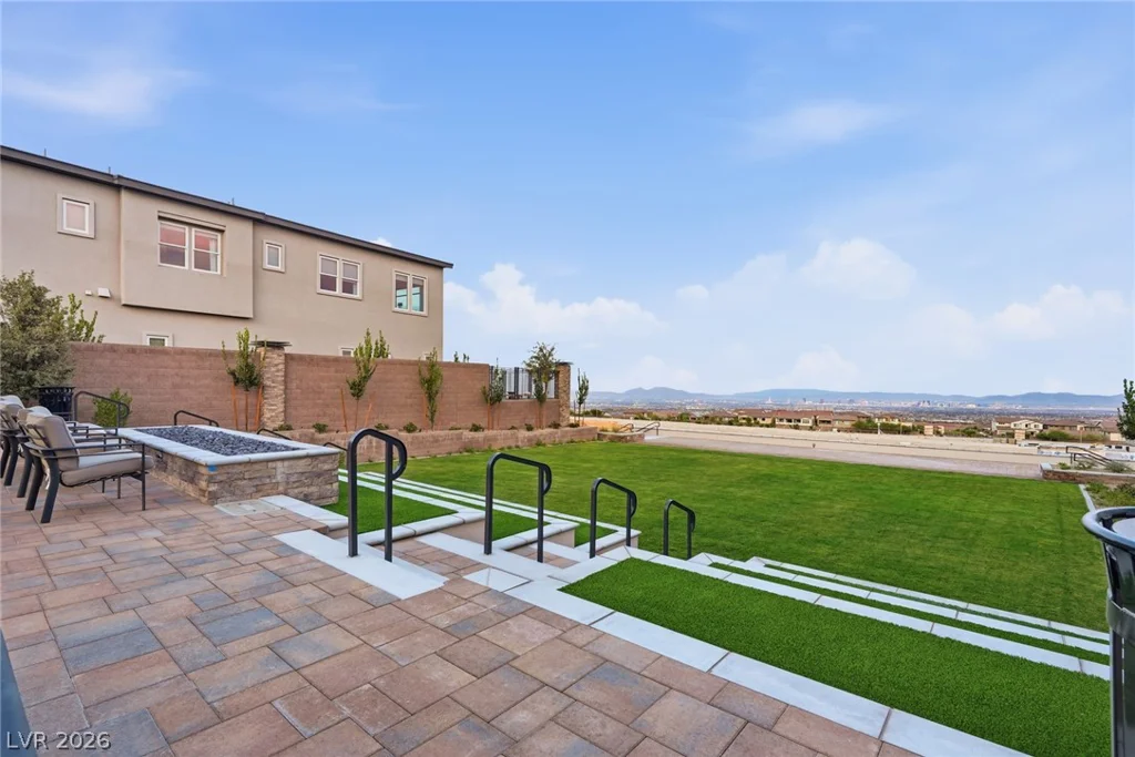 264 Talon Heights, Las Vegas, NV 89138