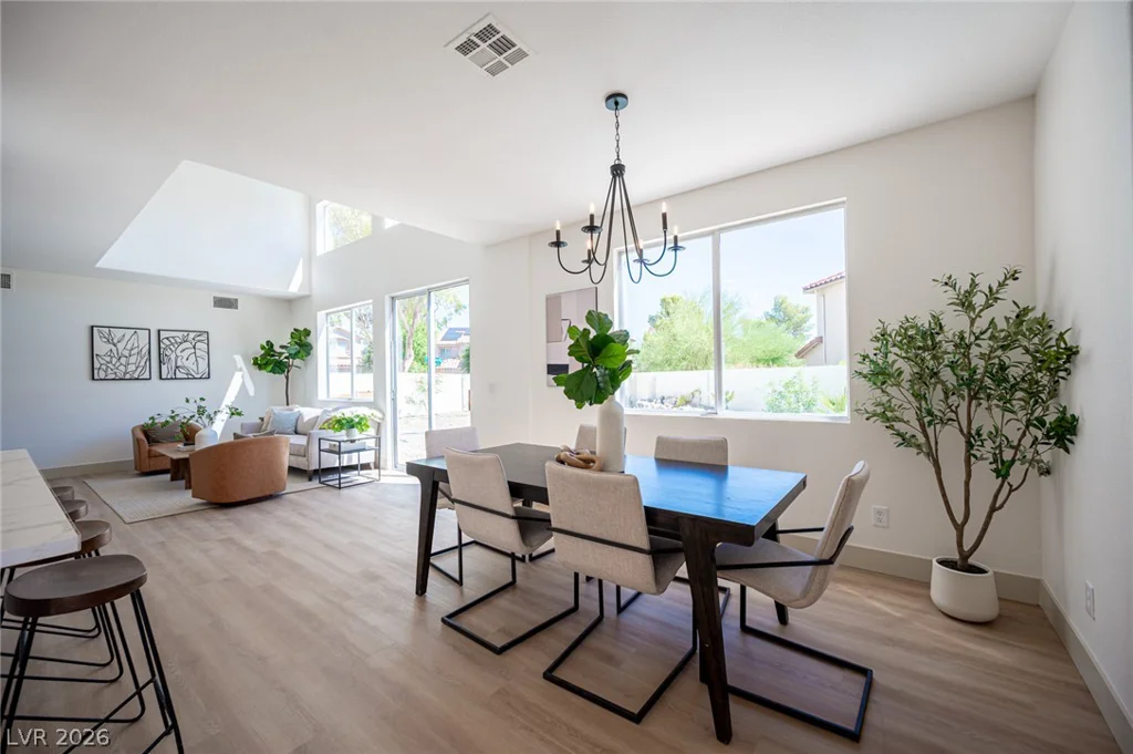 1756 Park Mesa, Las Vegas, NV 89128