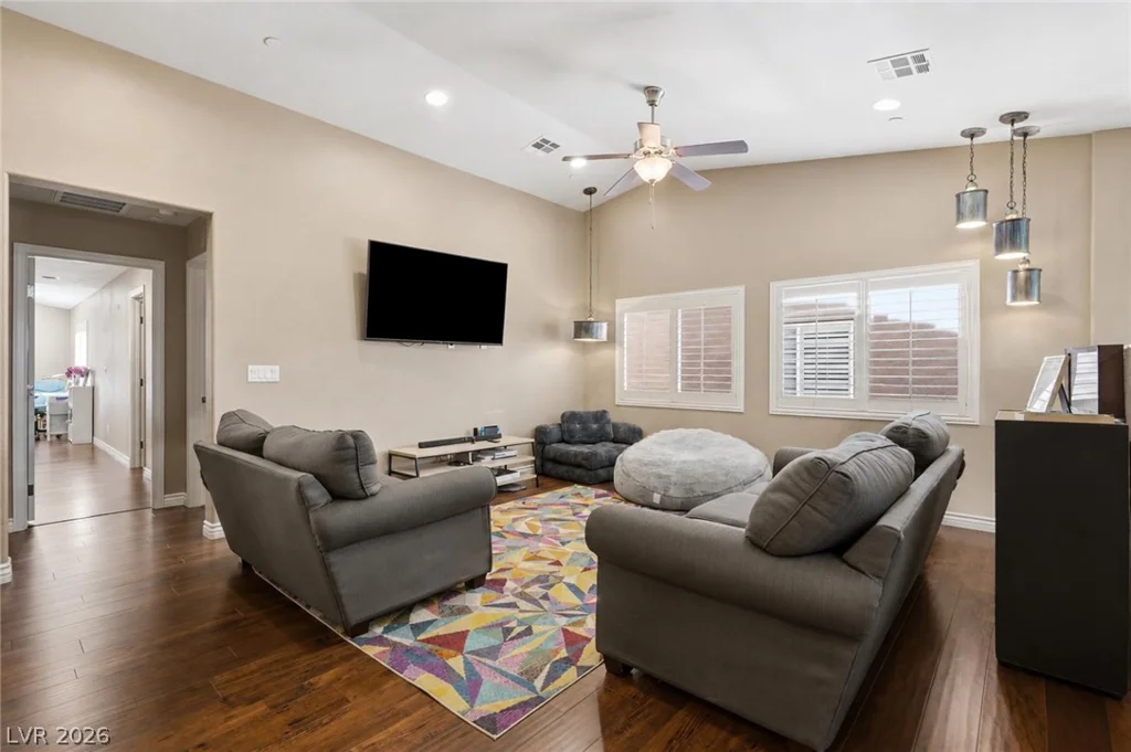 3141 Valadon, Henderson, NV 89044