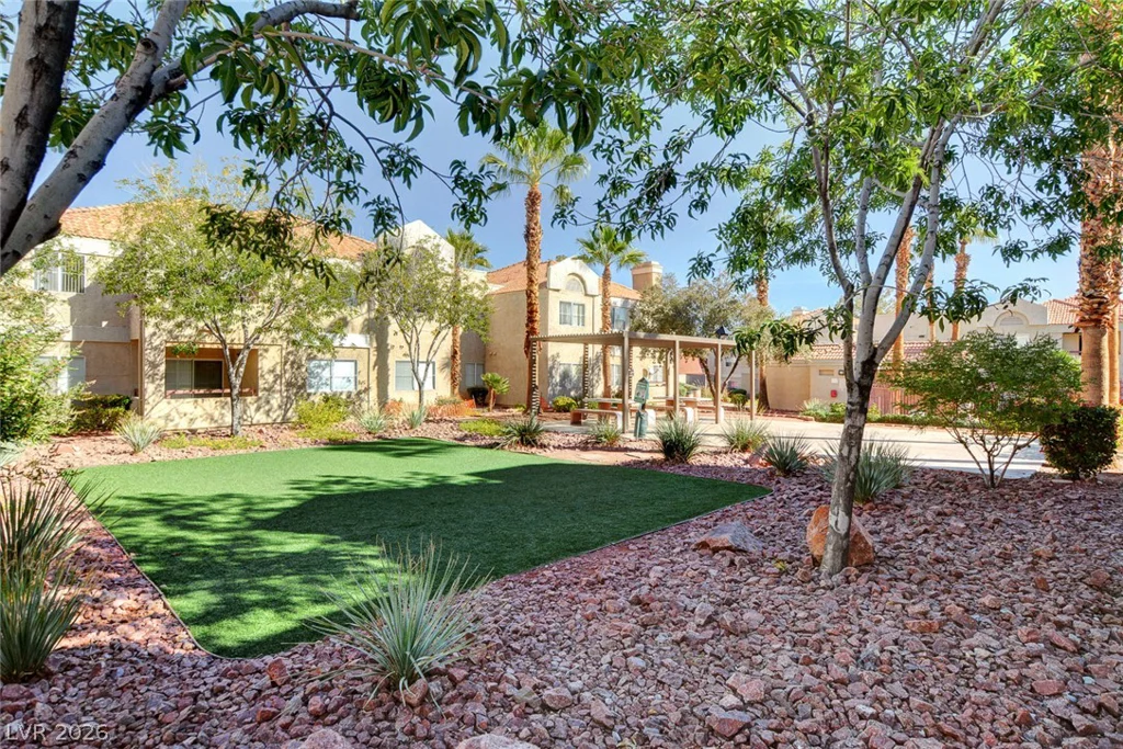 8600 Charleston, Las Vegas, NV 89117