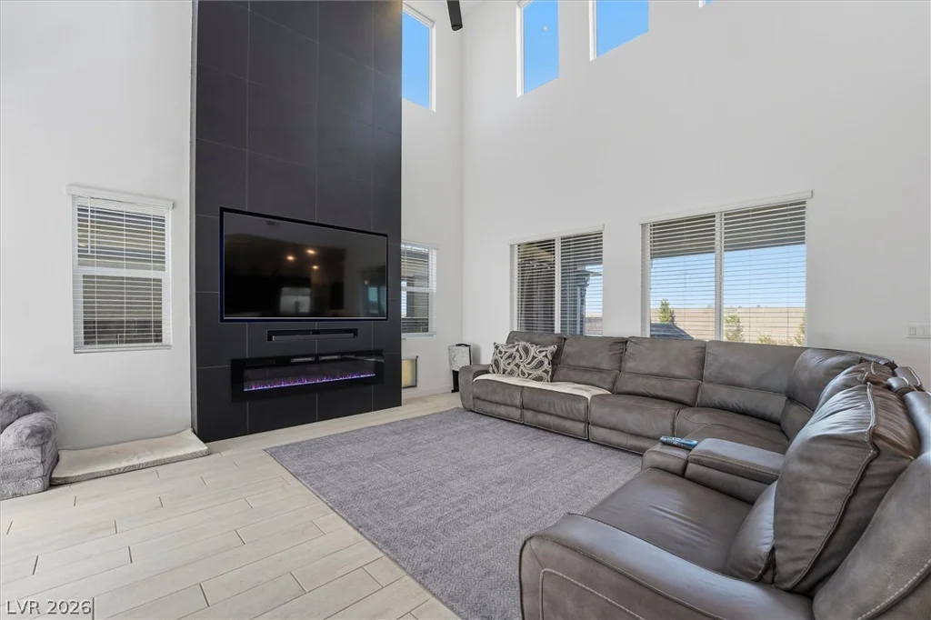 116 Barclay Heights, Henderson, NV 89015