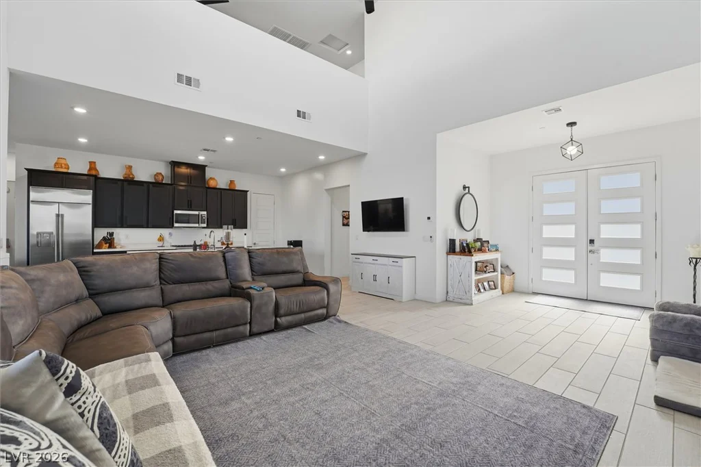 116 Barclay Heights, Henderson, NV 89015