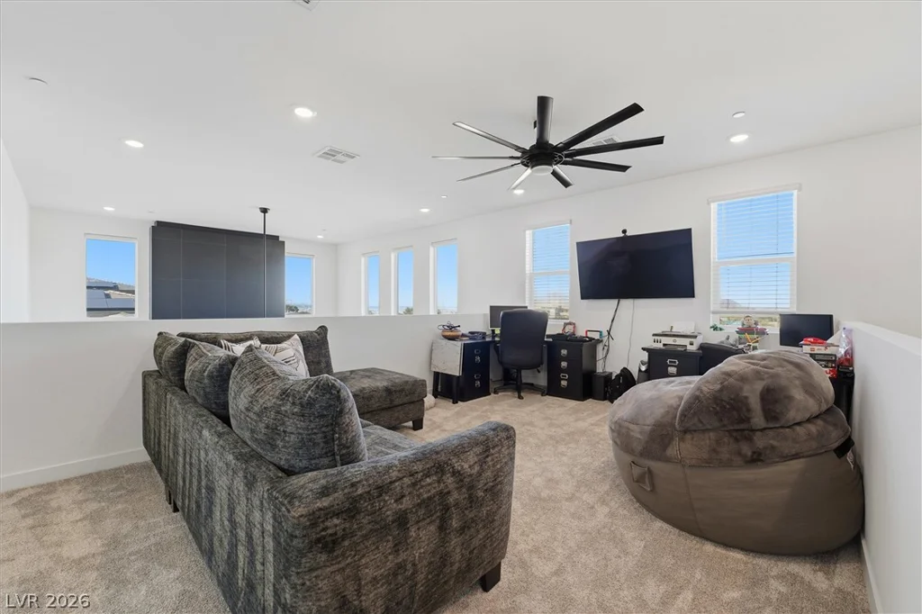 116 Barclay Heights, Henderson, NV 89015
