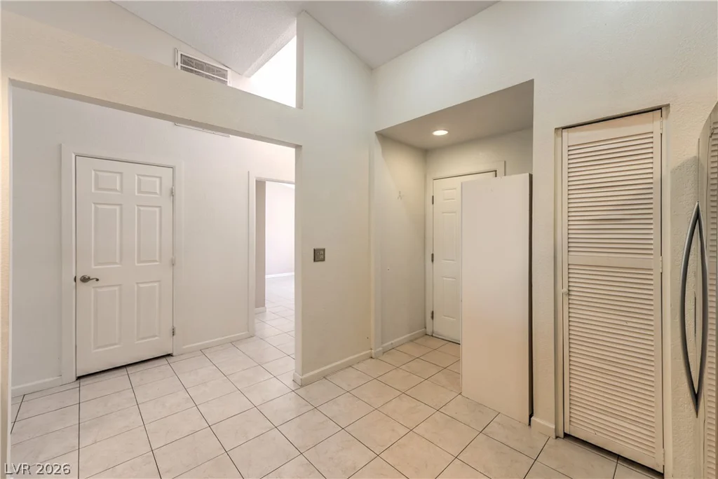 5736 Colwood, Las Vegas, NV 89130