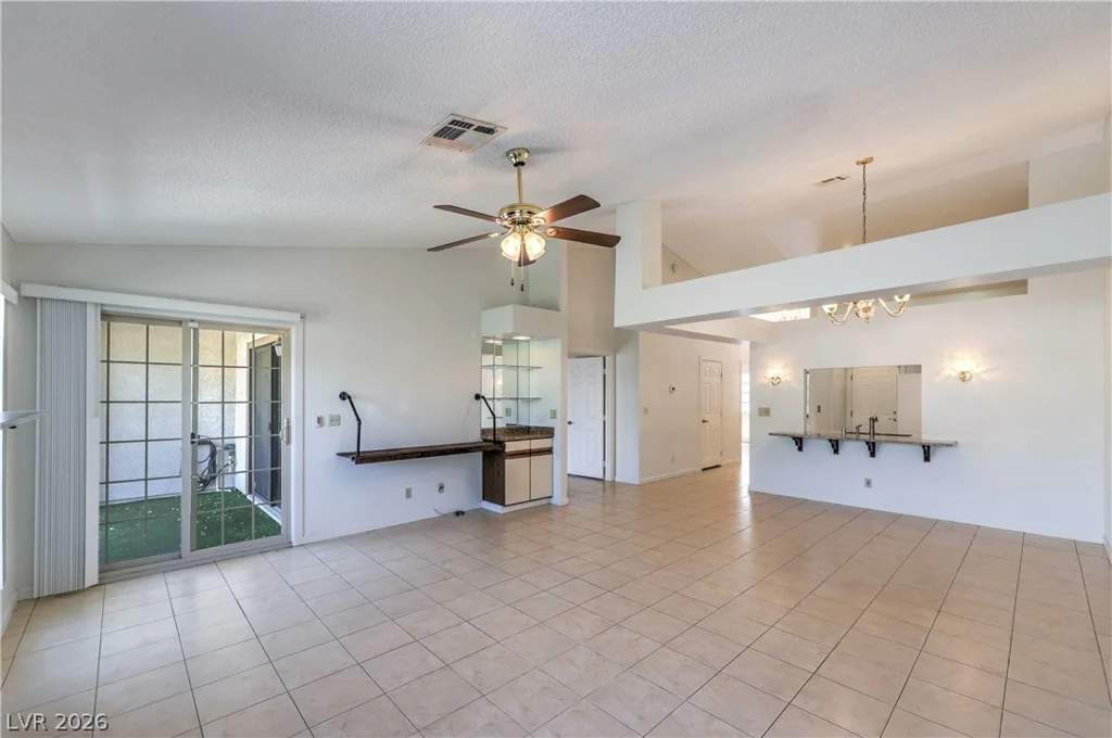 5736 Colwood, Las Vegas, NV 89130