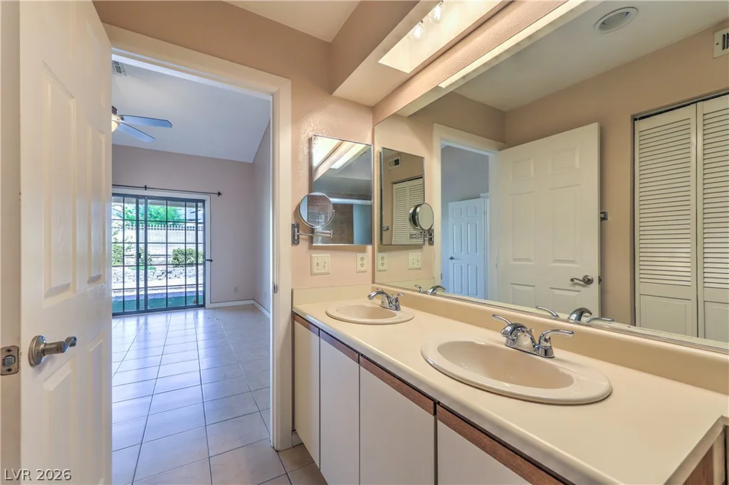 5736 Colwood, Las Vegas, NV 89130