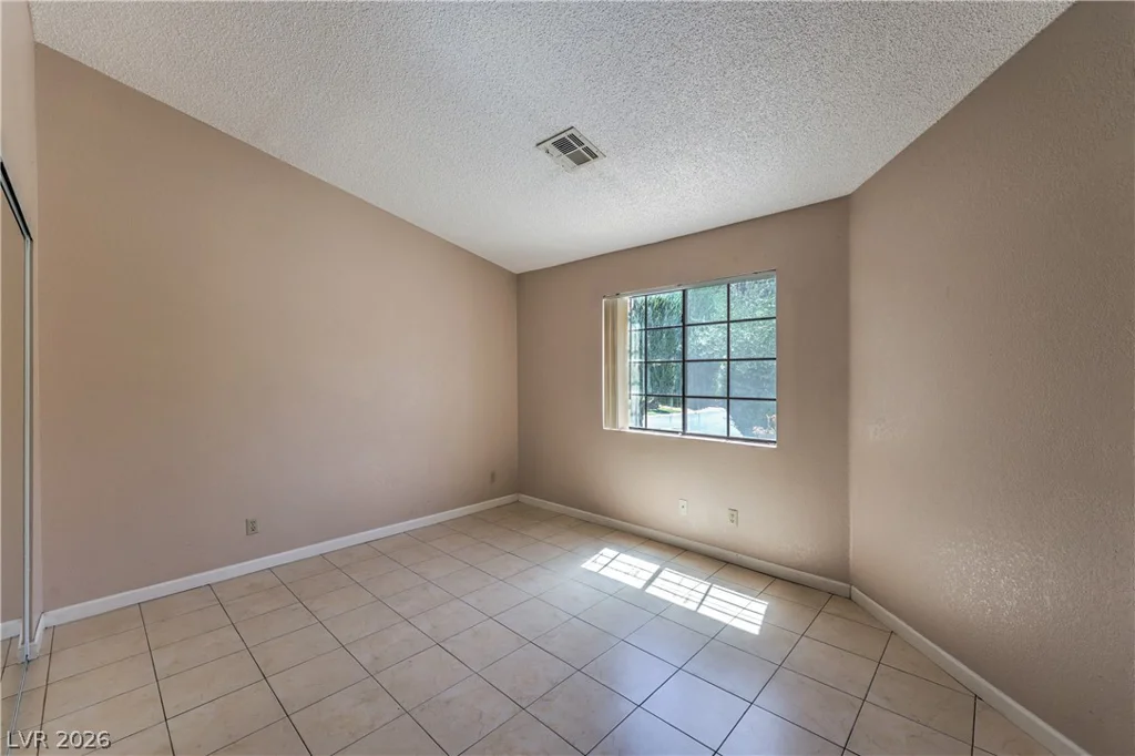 5736 Colwood, Las Vegas, NV 89130